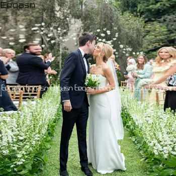 Сексуалното Коприна атласное сватбена рокля Русалка на спагети презрамки впечатлява със своя бохемски стил, реколта бели плажни рокли сватба за покупка на ваканционен брак